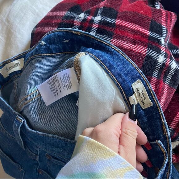 Madewell Womens Classic Straight Fit Mom Jeans - Picture 7 of 10